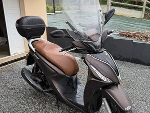 KYMCO PEOPLE S 125 – 2018 – TRÈS BON ÉTAT