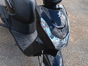 SCOOTER PEUGEOT KISBEE 4T