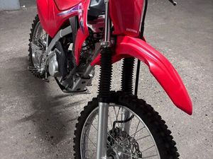 CRF125