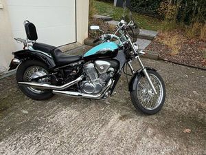 HONDA VT 600 SHADOW ÉTAT IRRÉPROCHABLE