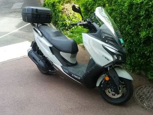 SCOOTER KYMCO, PEU ROULÉ, SOUS GARANTIE