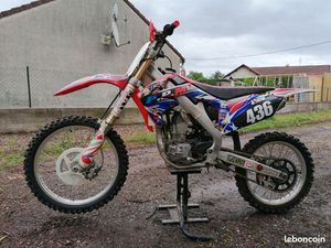 250 CRF DE 2011