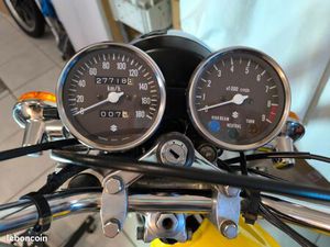 SUZUKI SP 370 1979 TRÈS BON ÉTAT
