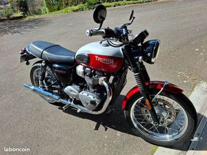 TRIUMPH T100
