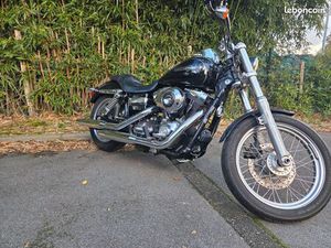 VEND HARLEY DAVIDSON DYNA SUPER GLIDE 1584 18100 KM ANNEE 2011
