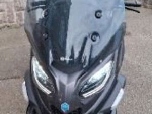 PIAGGIO MP3 530 HPE EXCLUSIVE