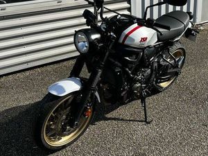 YAMAHA XSR 700 XTRIBUTE