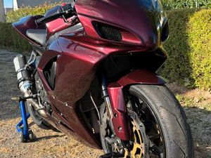 SUZUKI GSX-R 750 – 2006 – USAGE PISTE UNIQUEMENT