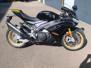 APRILIA RSV4 FACTORY