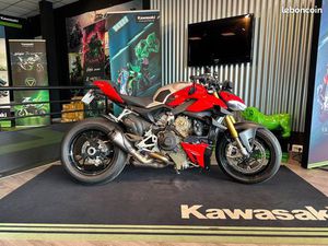 DUCATI STREETFIGHTER V4 S