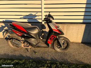 SCOOTER APRILIA