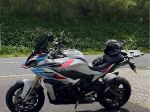 BMW S1000XR - 2022 - 13000KM -