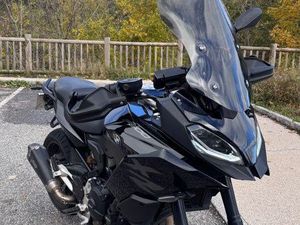 F900XR TRIPLE BLACK A2