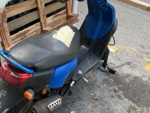 SCOOTER 2T PEUGEOT SQUABE