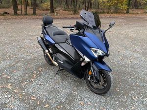 YAMAHA T-MAX