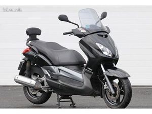 SCOOTER YAMAHA XMAX 250