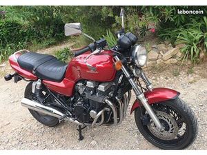 HONDA CB750 SEVEN FIFTY