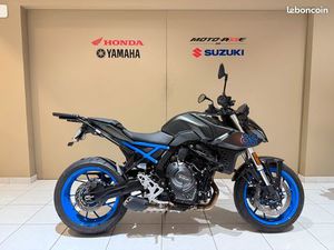 SUZUKI GSX-8S NOIR 2024 AVEC 11055 KILOMÈTRES