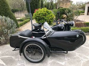 BMW R60/2 ATTELEE SIDECAR PRÉCISION 1968