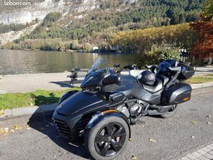 CAN-AM SPYDER F3 LIMITED 2023 – ENTRETIEN CONCESSION – SUPER ÉQUIPÉ