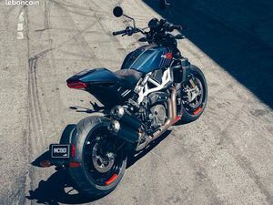 INDIAN FTR X100% CARBON