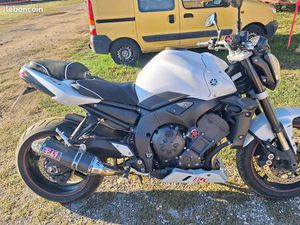 YAMAHA FZ1