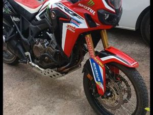 HONDA CRF 1000 AFRICA TWIN