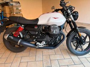 MOTO GUZZI V7 STONE TEN