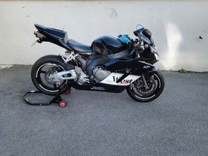 HONDA 1000CBR SC57