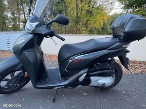 SCOOTER HONDA SH 300