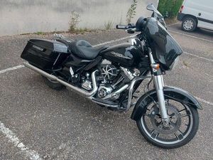 HARLEY DAVIDSON STREET GLIDE SPECIAL
