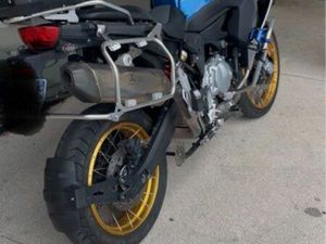 GS850 ADVENTURE FULL ÉQUIPÉ A2