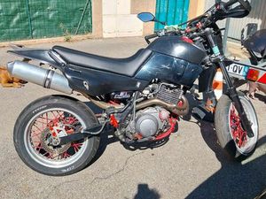 600 XT 3TBK SUPERMOTARD