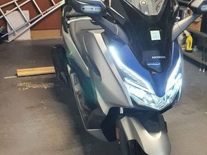 SCOOTER HONDA FORZA