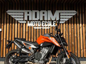 MOTO KTM DUKE 790