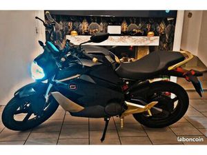 MOTO 125 ÉLECTRIQUE