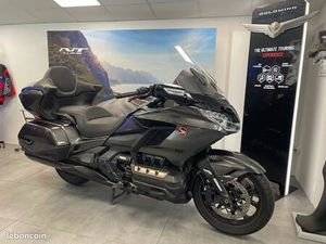 HONDA GOLDWING 1800 TOURING DCT