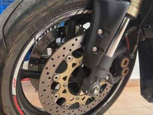 YAMAHA - YAMAHA R1 1