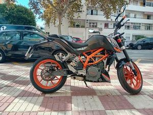 KTM - 390 DUKE