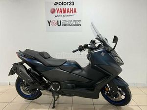 YAMAHA - TMAX