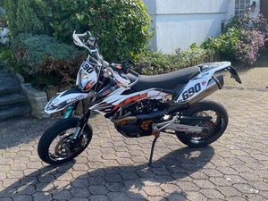 KTM 690 SMC