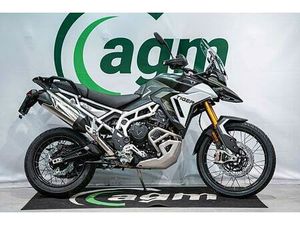 TRIUMPH TIGER 900 RALLY PRO - FÅ MED DELER OG UTSTYR TIL EN VERDI AV 18900 KRONER! GJELDER UT DESEMBER!