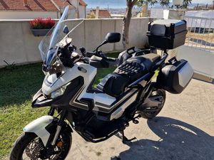 HONDA X-ADV 750 REG. 12/26, 2019 GOD.