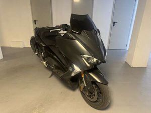 YAMAHA TMAX 530 NERO