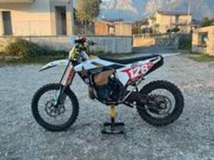 HUSQVARNA 250TE 2017 HARD ENDURO