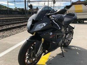 BMW S 1000 RR (2011) ? GÜNSTIGE GELEGENHEIT FÜR SCHRAUBER CANTON BERNE -