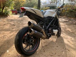 DUCATI STREETFIGHTER