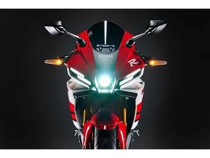 2026 YAMAHA YZF-R3 70TH ANNIVERSARY