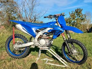 YAMAHA 250 YZF 2024 1ER MAIN