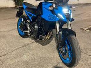 SUZUKY GSX 8S 2025 3 ANNI DI GARANZIA SOLO 300 KM